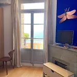 T4 Pieds Dans L'eau ! *