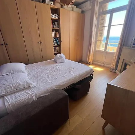 T4 Pieds Dans L'eau ! * Аяччо