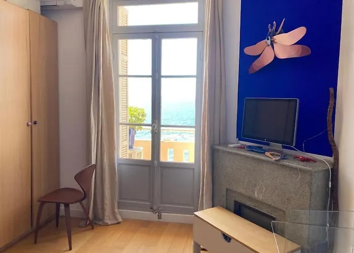 T4 Pieds Dans L'eau ! *